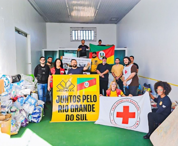 13º COMBOIO DE DOAÇÕES COM 35T PARTE PARA O RIO GRANDE DO SUL  