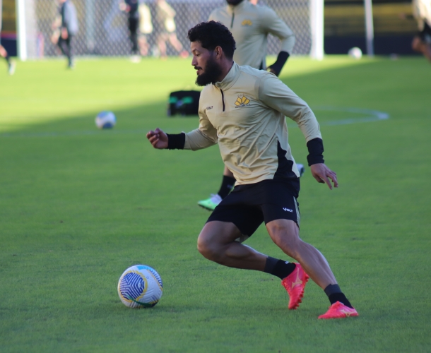 Com foco no Palmeiras, Tencati faz treino no HH