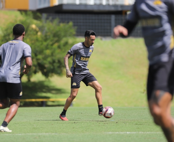 Criciúma e Brusque duelam na semifinal