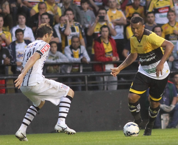 Criciúma empata com o Corinthians 