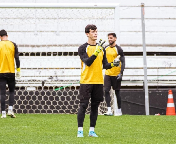 Criciúma faz treino tático no HH