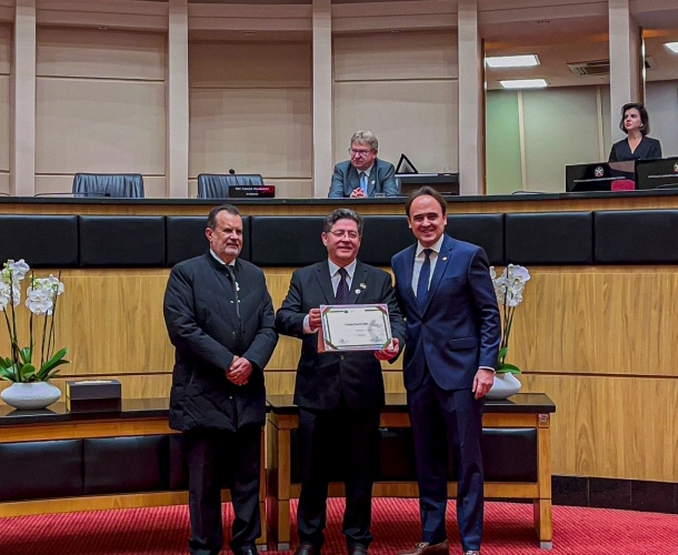 Criciúma presente em homenagem pelos 100 anos da fcf