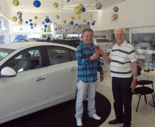 Criciúma recebe carro da CBF