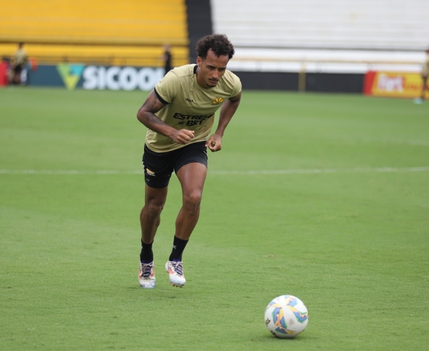 Criciúma recebe o Barra no Majestoso