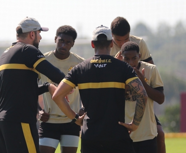 Criciúma recebe o Flamengo no Brasileiro Sub-20