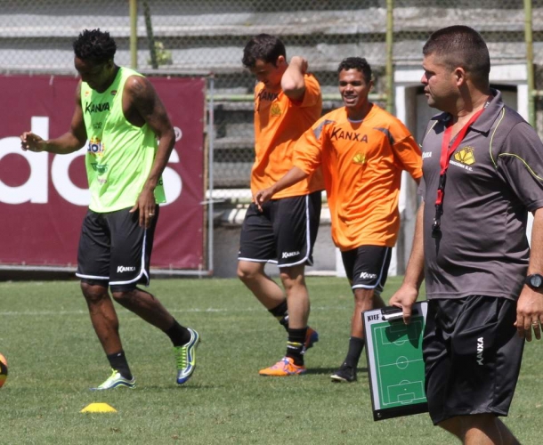 Galeguinho pronto para o desafio no Tigre