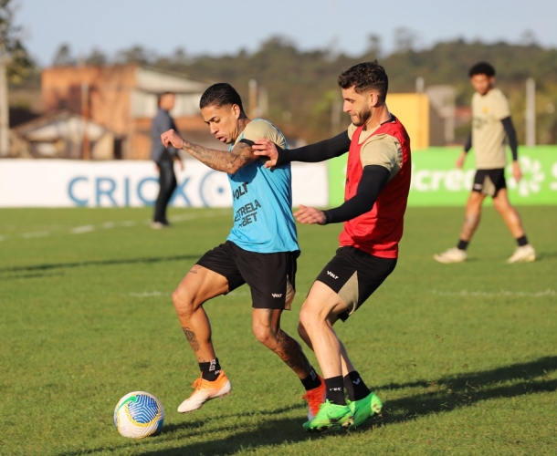 Início dos treinamentos no período da Data-Fifa