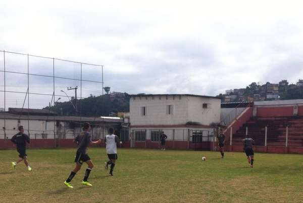 Juvenil do Criciúma estreia na Taça BH