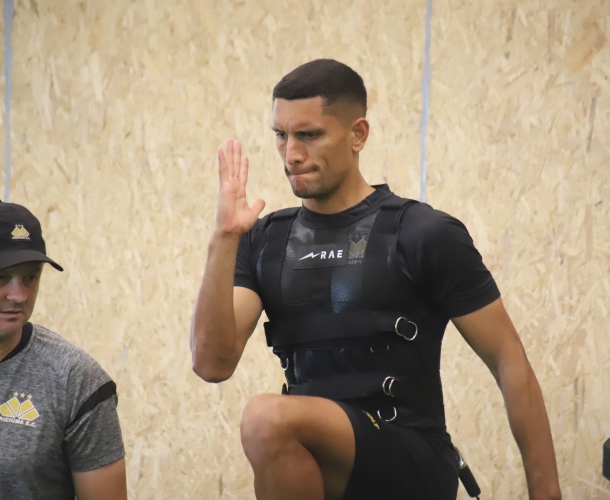 Manhã de treinamento na academia do CT