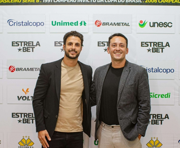 Novo executivo e coordenador de futebol são apresentados