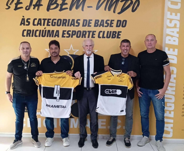 Observadores técnicos da CBF visitam o CT e assistem jogos