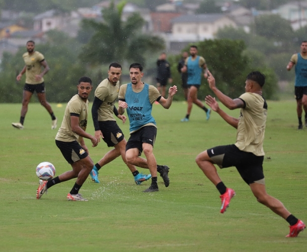 Reapresentação após a vitória no clássico