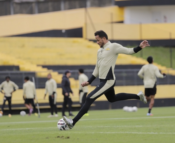 Reapresentação após o empate na 9ª rodada