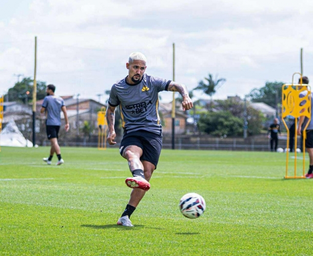 Reapresentação após o empate na capital 