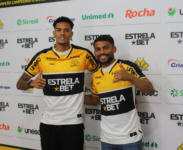 Ronald e Newton são apresentados oficialmente