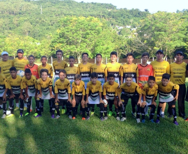 Sub-12 e Sub-11 vencem na Copa Cidade Verde