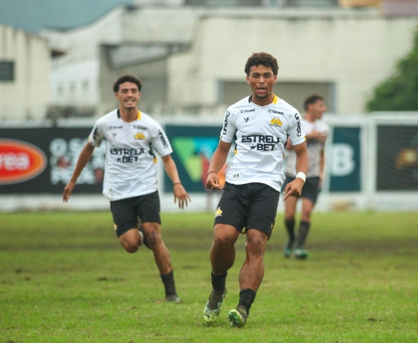 Sub-15 e Sub-17 vencem o Hercílio fora de casa