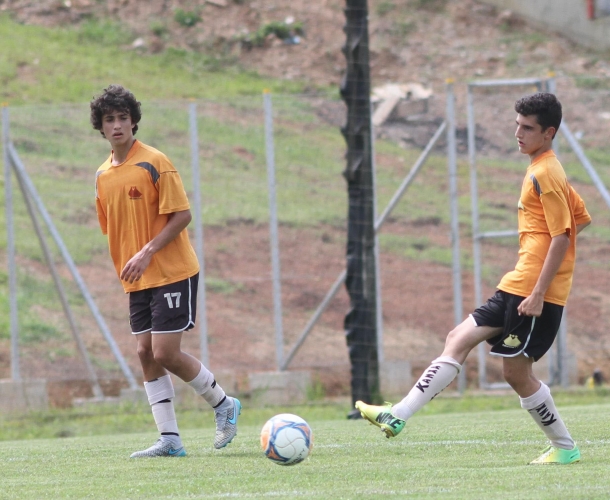 Sub-12 e Sub-14 participam de torneio no Caravaggio