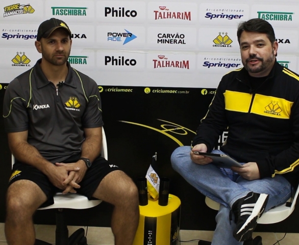 Tabelando recebe o fisiologista do Tigre 