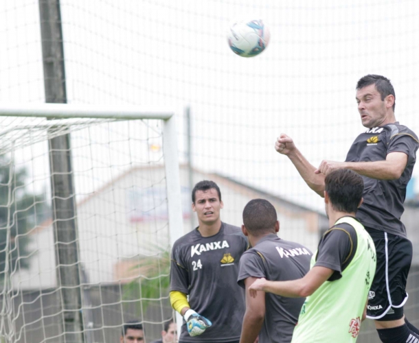 Tigre encara desafio em Joinville
