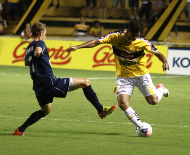 Tigre perde pelo Catarinense