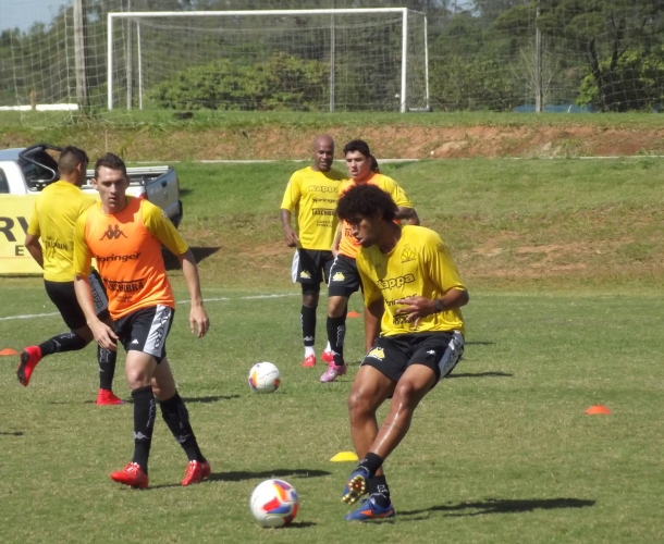Tigre se reapresenta com treino no CT