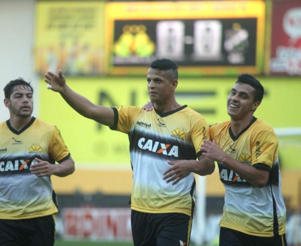 Tigre supera o ABC