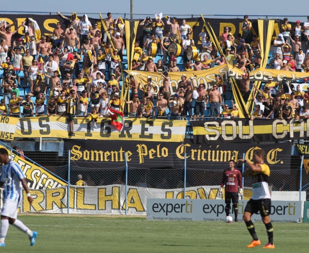 Torcida do Tigre sempre presente