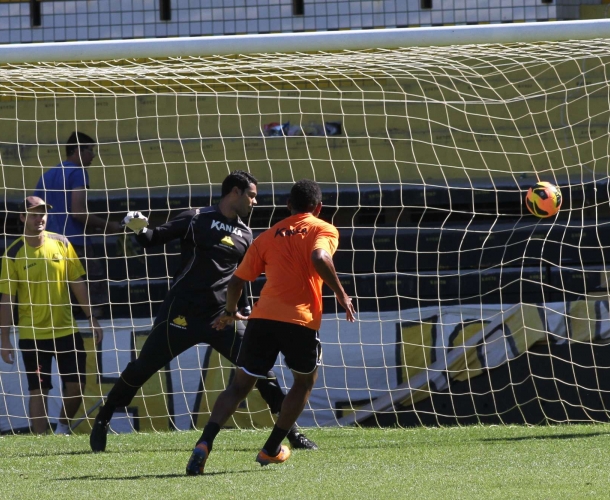 Último treino antes de viagem a Recife