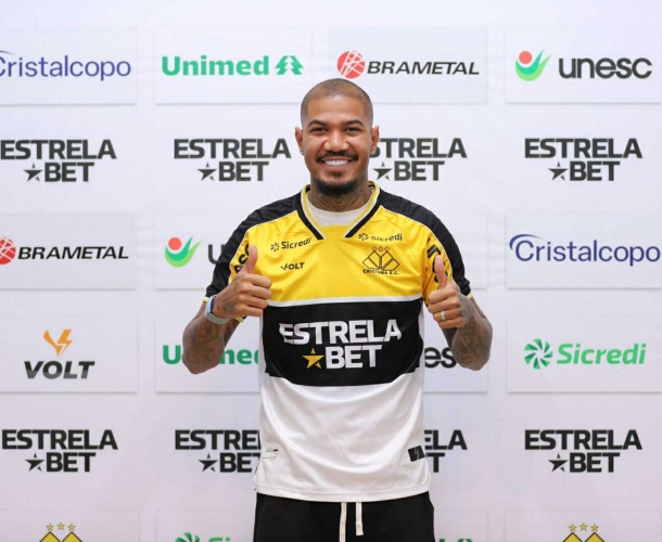 Volante Zé Gabriel é apresentado oficialmente