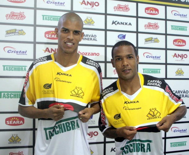 Zagueiro e volante são apresentados no Tigre