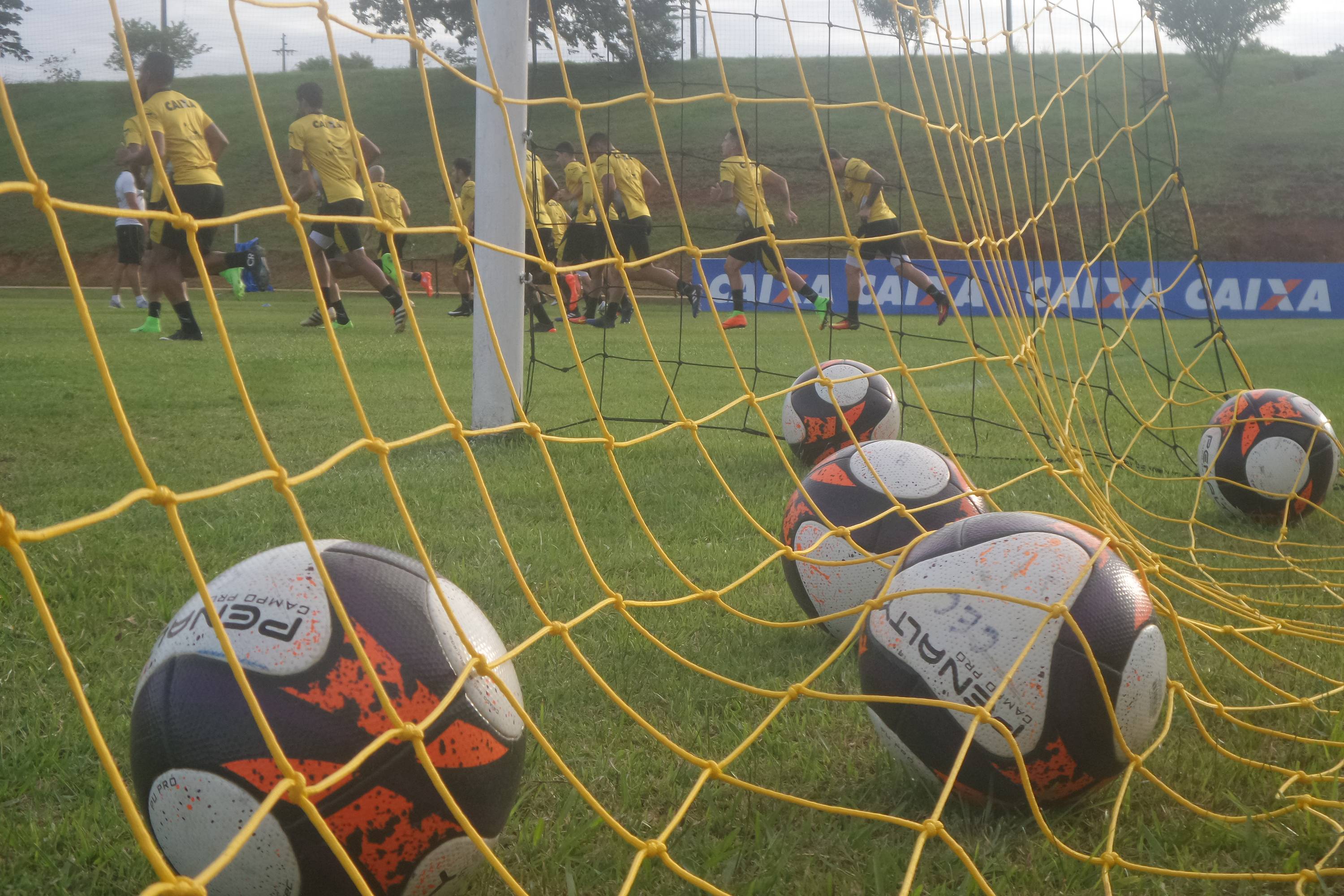 Treino do Criciúma no CT - 13/04
