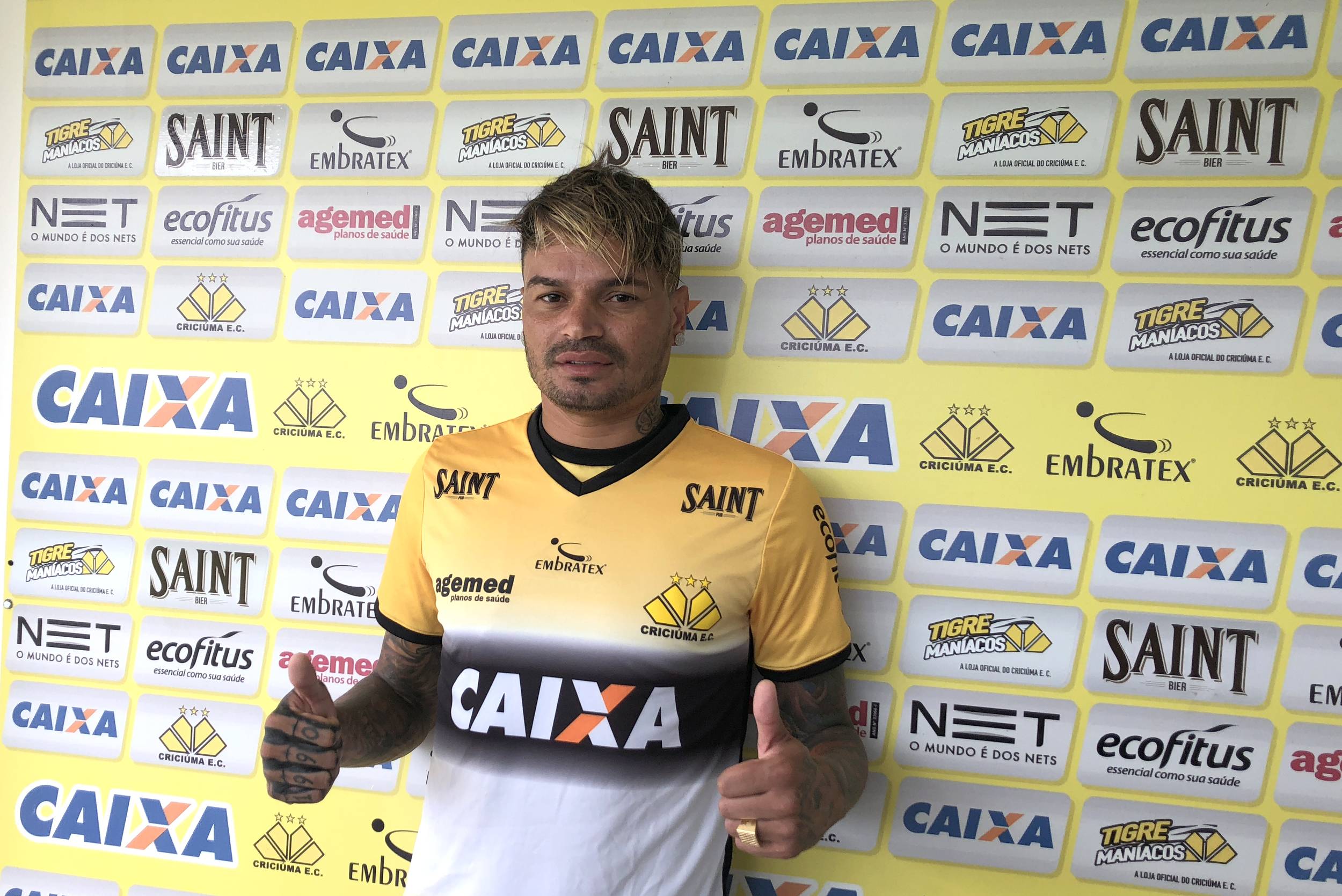 Apresentação do zagueiro Fábio Ferreira 19/03